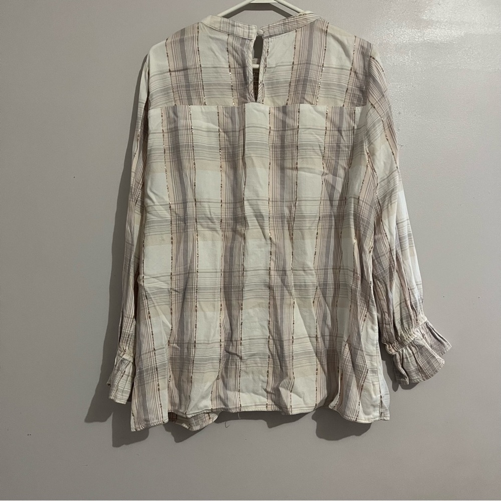 Lane Bryant Pink Plaid Blouse Size 16 elastic wrist - Picture 7 of 7